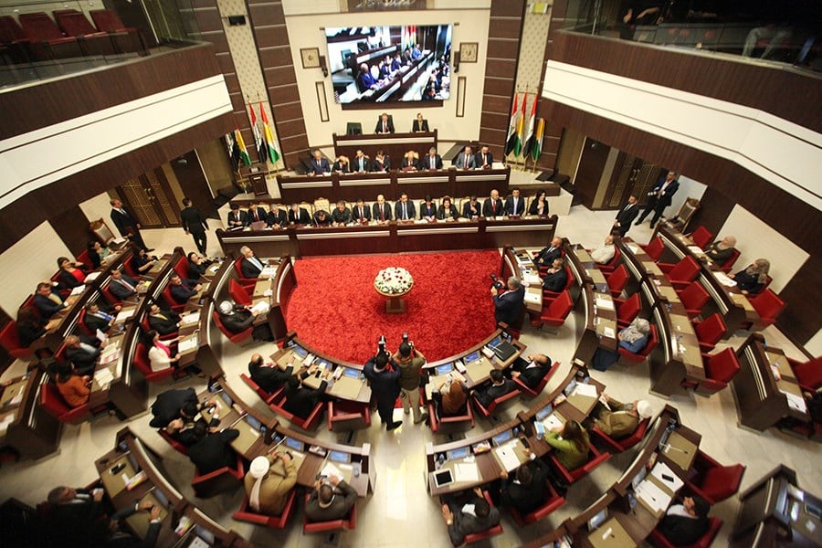 الخلافات السياسية الحادة أدّت إلى تمديد برلمان الإقليم مدّة دورته لعام إضافي، في تشرين ثاني/نوفمبر الماضي.
