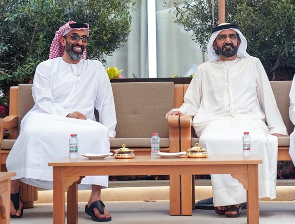 محمد بن زايد يعيّن نجله ولياً لعهد أبوظبي وأخوته في مناصب عليا