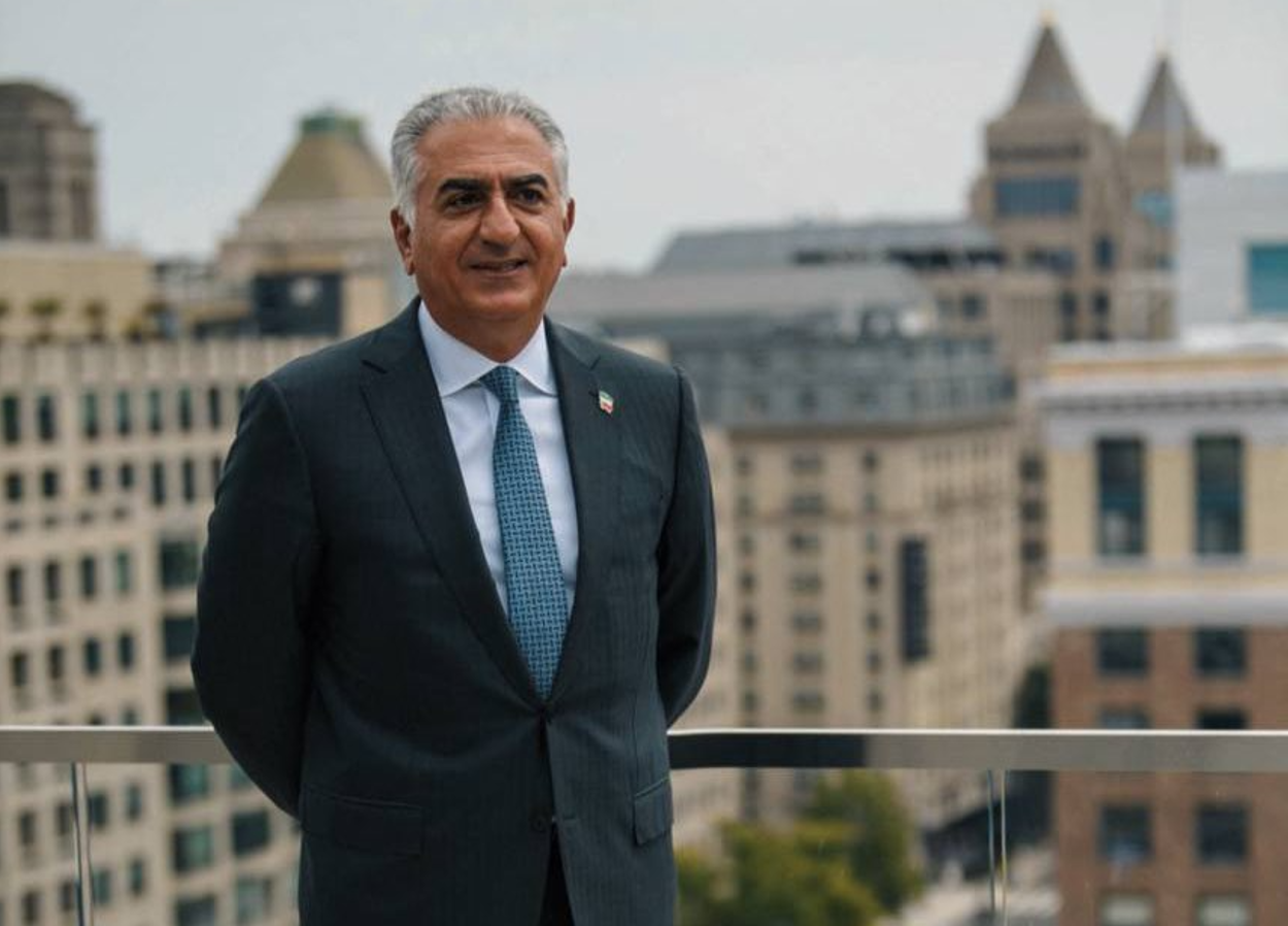 يصرح بهلوي باستمرار بأنه يدعم الاحتلال الإسرائيلي وتطبيع العلاقات معه