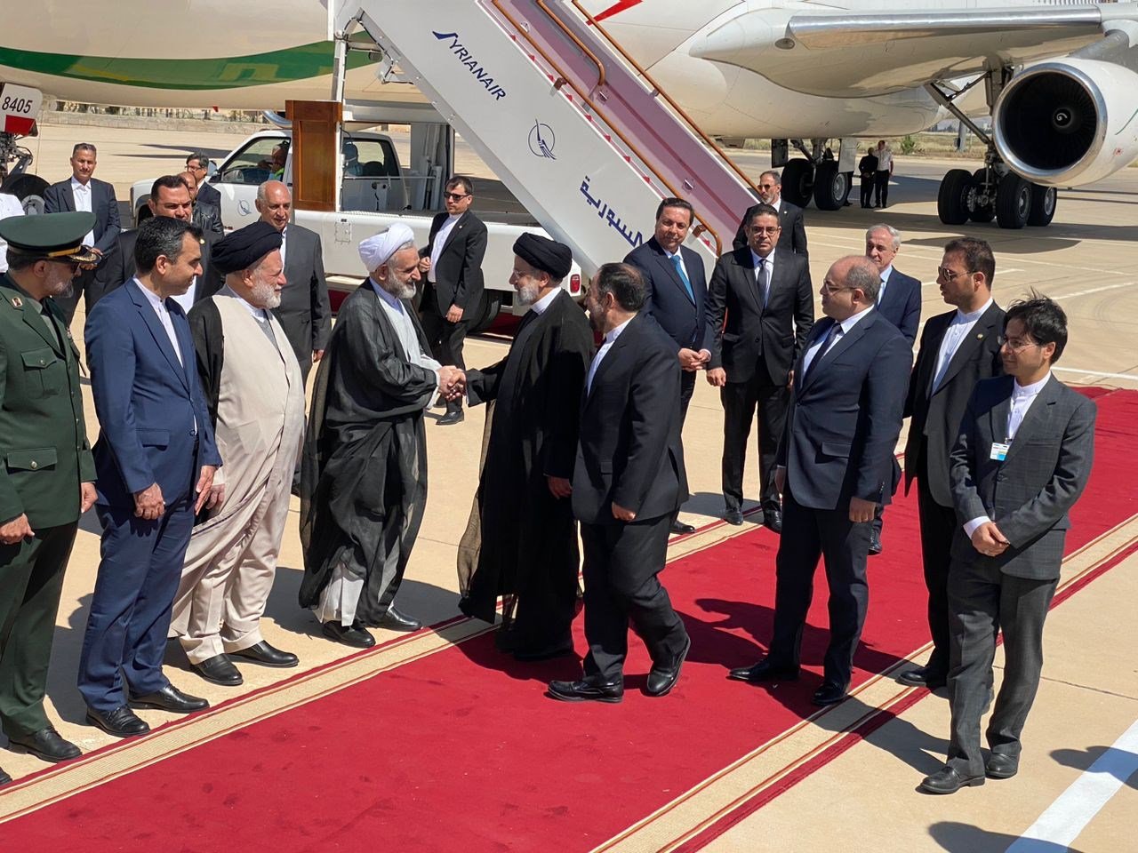 رئيس الجمهورية الاسلامية الإيرانية إبراهيم رئيسي  يصل مطار دمشق