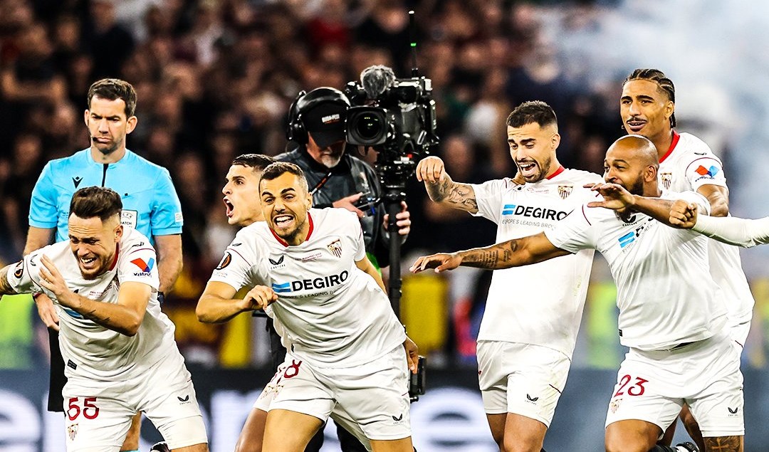 ركلات الترجيح تبتسم لإشبيلية وتمنحه لقبه السابع في بطولة الدوري الأوروبي