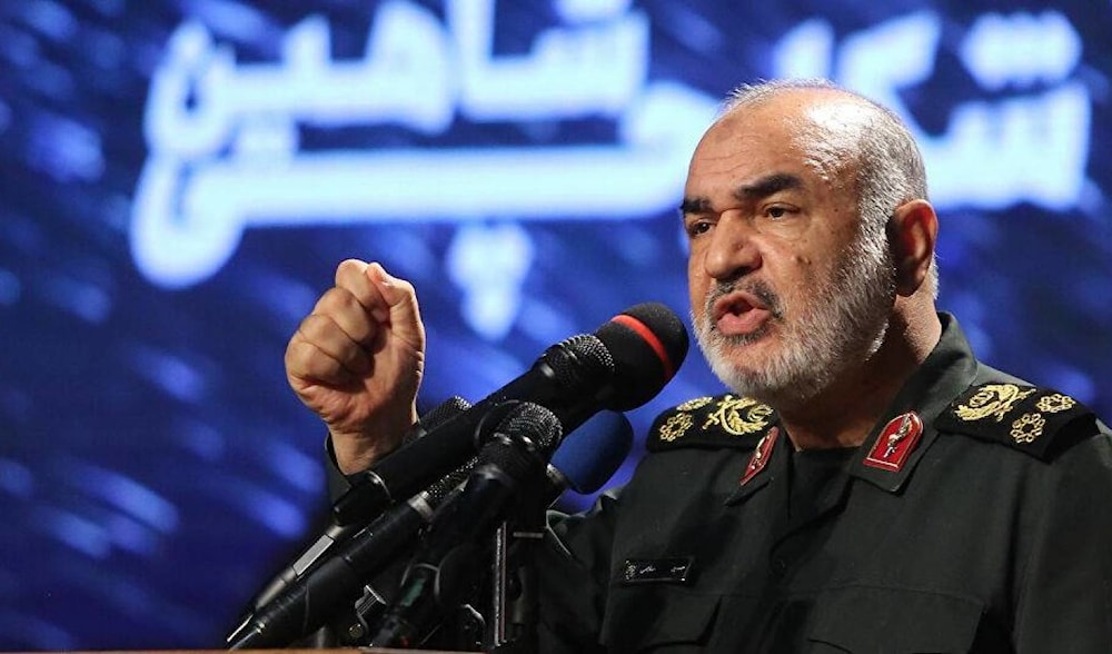 قائد الحرس الثوري اللواء حسين سلامي (أرشيف).