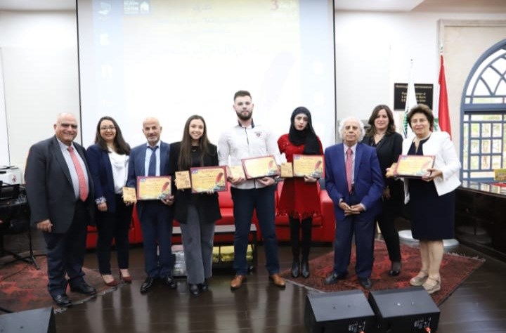 الفائزون بالدورة الثانية من مسابقة الشاعر الياس أبو شبكة