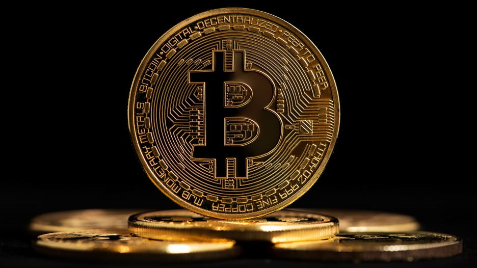 بتكوين تتخطى حاجز 28 ألف دولار للمرة الأولى خلال شهر حزيران