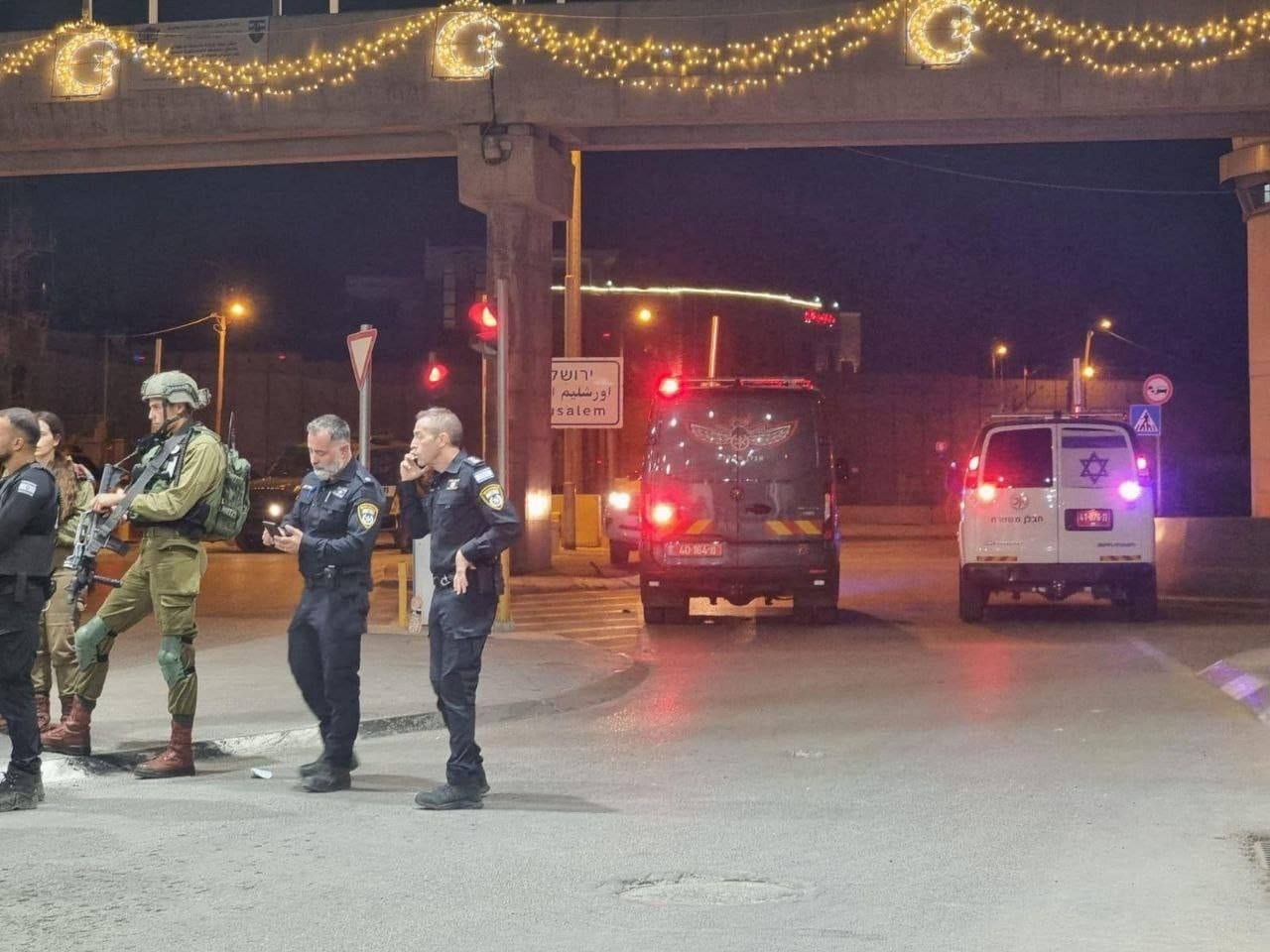 إطلاق نار كثيف على حاجز قلنديا