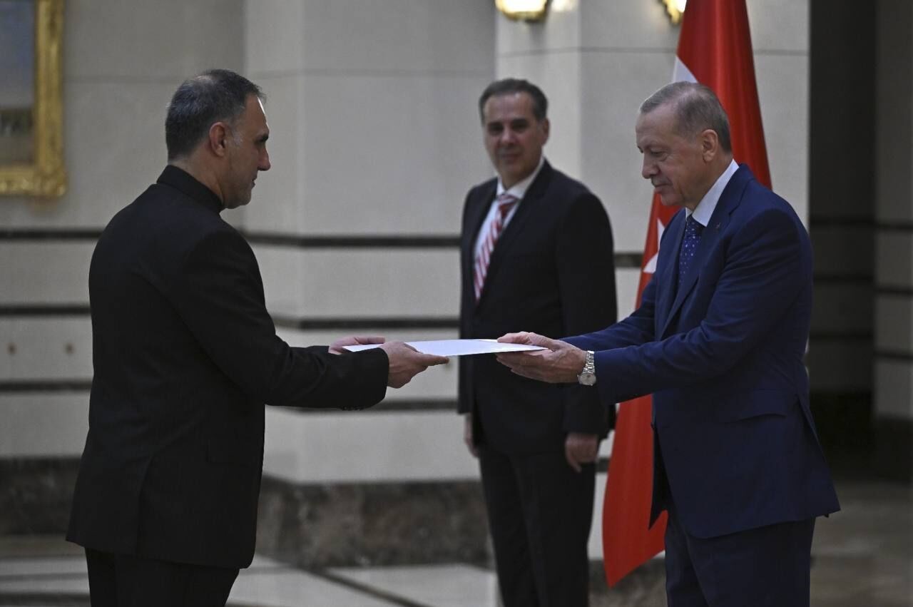 اردوغان يدعو الى زيادة التعاون مع ايران في مكافحة الارهاب والاسلاموفوبيا
