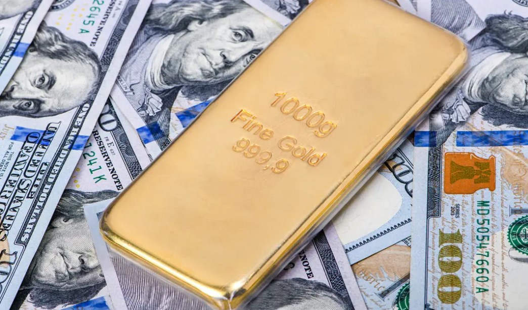 الذهب قرب أدنى مستوياته خلال شهر وسط ترقب بيانات التضخم الأميركية