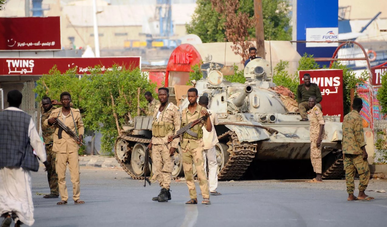 الضباط الإداريون في ولاية القضارف السودانية يعلنون جاهزيتهم لإسناد الجيش