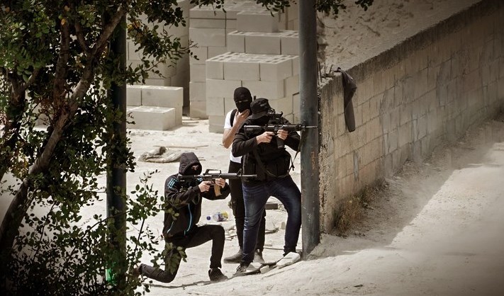 الفصائل الفلسطينية: حملة الاعتقالات في الضفة ستواجه بمزيد من المقاومة