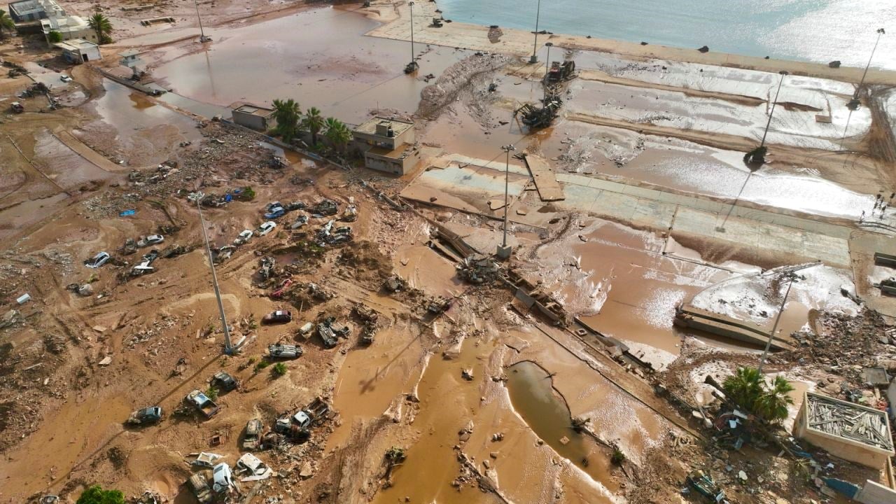 ليبيا: أكثر من 3800 قتيل وآلاف المفقودين من جراء الفيضانات في درنة