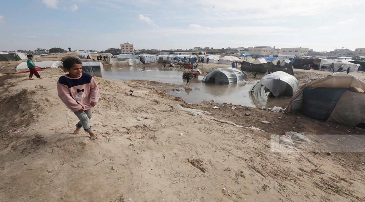المياه تغمر خيّم النازحين في غزة