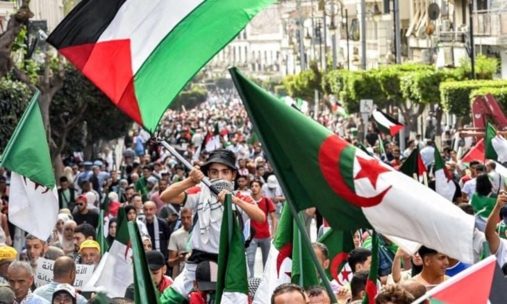 تظاهرة داعمة لفلسطين في الجزائر