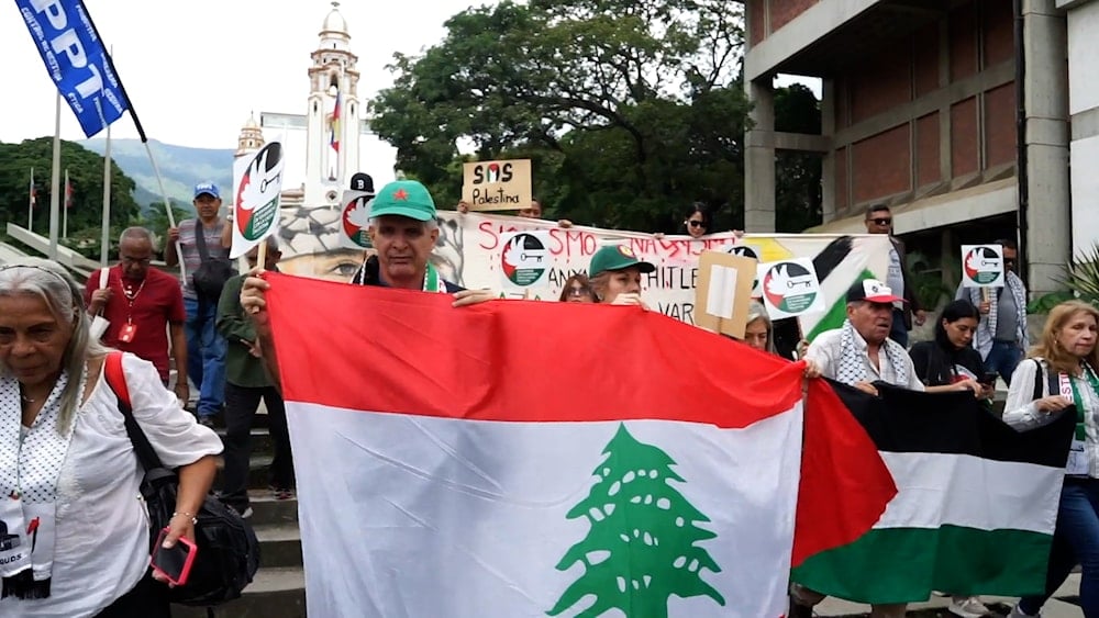 جانب من المسيرة الداعمة لفلسطين ولبنان في كراكاس