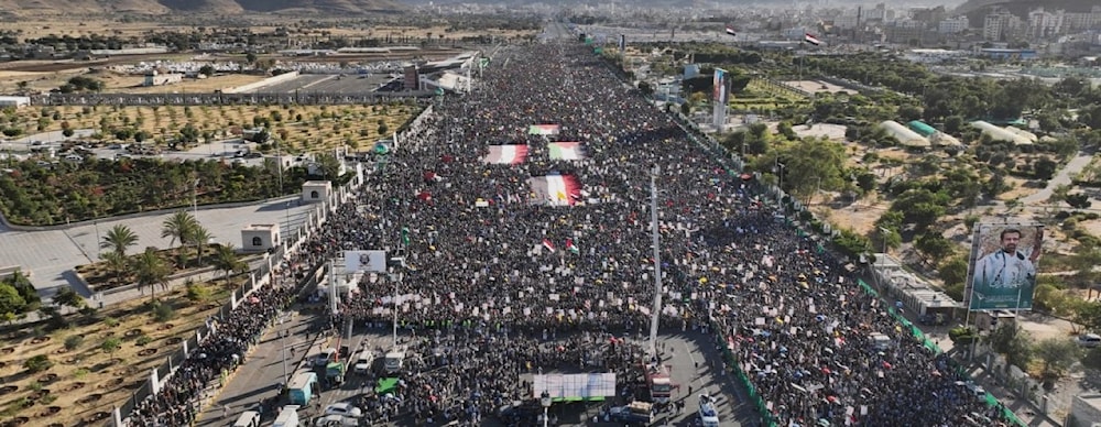 جانب من المسيرة المليونية في ميدان السبعين في العاصمة اليمنية صنعاء، الجمعة 6 كانون الأول/ديسمبر 2024. (وكالات)