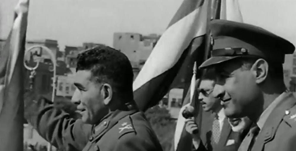 عبد الناصر ومحمد نجيب في احتفالات يوليو 1953