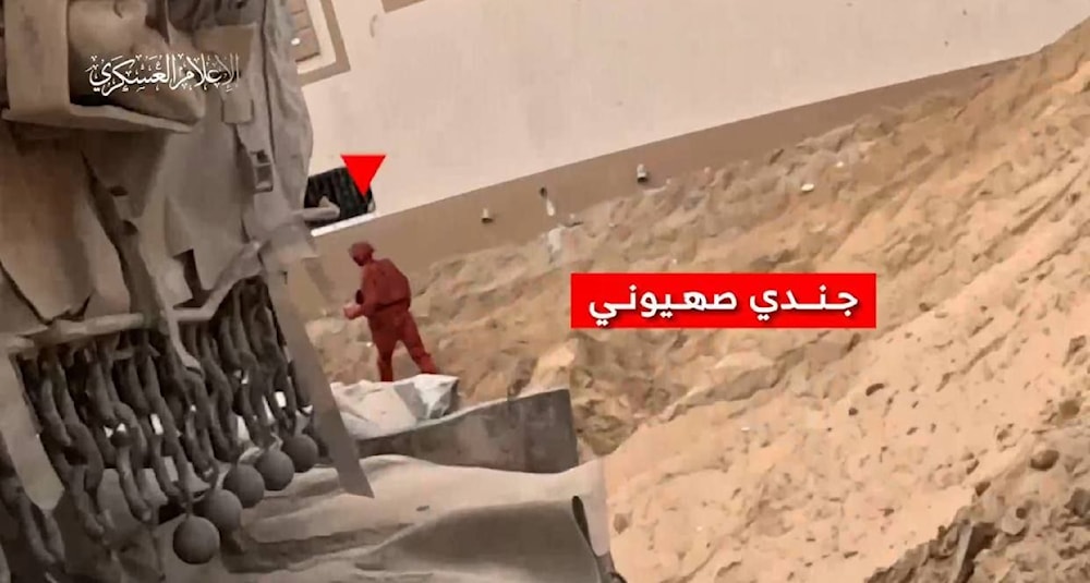 من مشاهد عن استهداف مجاهدي 
