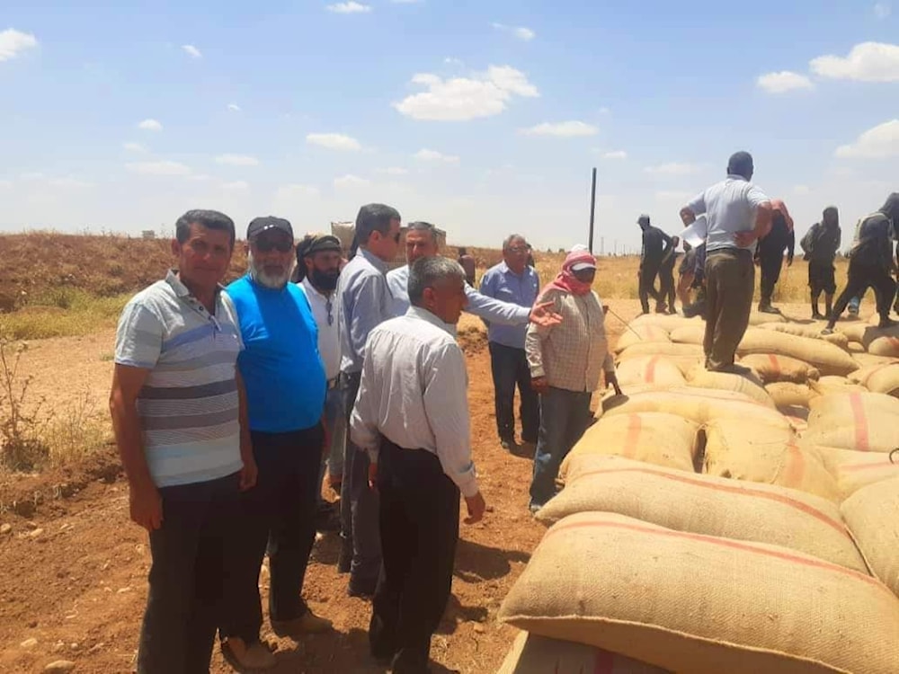 أطنان القمح في الحسكة تنتظر تسلميها للحكومة السورية