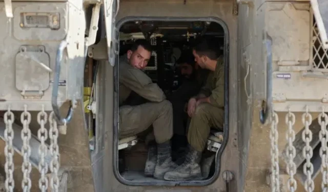تواصل الحكومة الإسرائيلية الغوص في البئر التي حفرتها لنفسها.