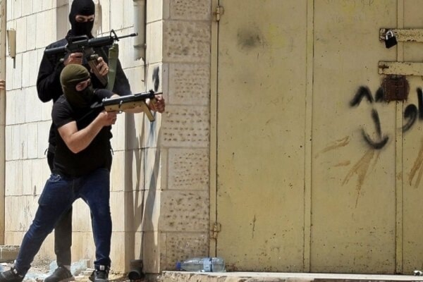 بالعبوات والرصاص.. المقاومة تشتبك مع قوات الاحتلال في محاور عدّة في نابلس