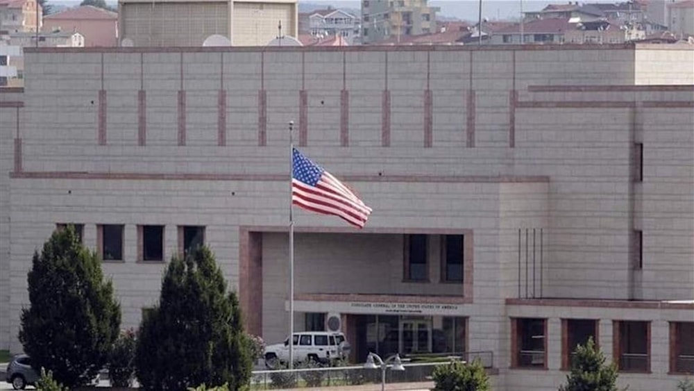 السفارة الأميركية في بيروت تتعرض لإطلاق نار في حادثة أدت إلى إصابة المنفذ