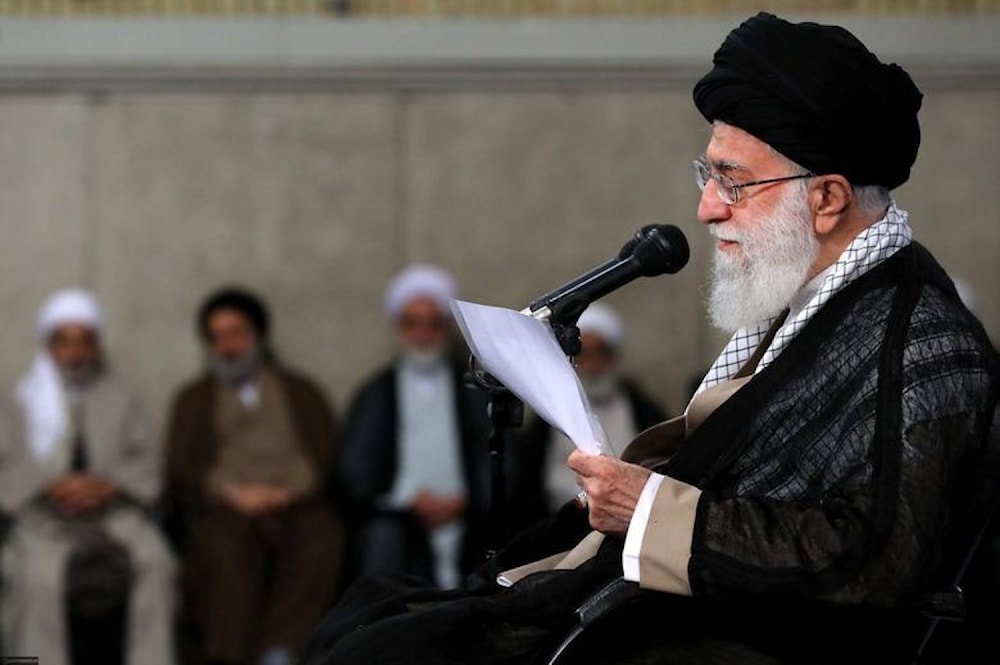 قائد الثورة والجمهورية الإسلامية في إيران السيد علي خامنئي