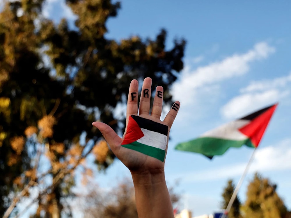صحافة تركية: الفن العالمي يحارب 