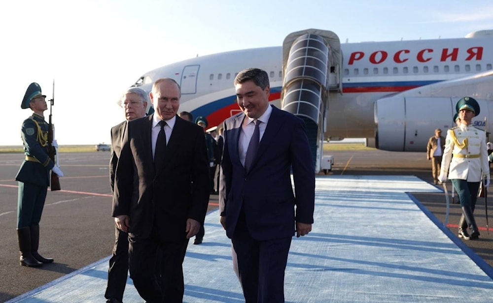 الرئيس الروسي فلاديمير بوتين يصل إلى عاصمة كازاخستان أستانا للمشاركة في قمة منظمة شنغهاي للتعاون (وكالات)