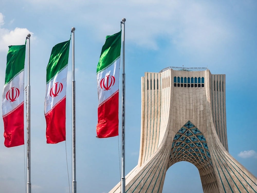 مفترق شرم الشيخ، إيران بين المشاركة والمقاطعة