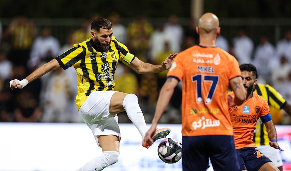 بنزيما يهدر ركلة جزاء في تعادل الاتحاد مع الفيحاء بالدوري السعودي