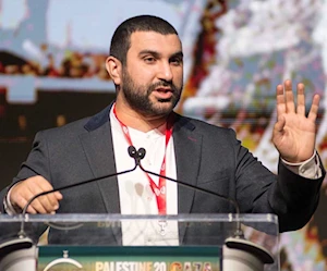 المعلق السياسي البريطاني المؤيد لفلسطين سامي حمدي المعلق السياسي البريطاني المؤيد لفلسطين سامي حمدي