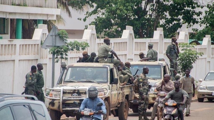 دورية تابعة للقوات الأمنية في مالي