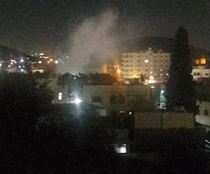 دخان يتصاعد بعد تفجير سرايا القدس – كتيبة جنين عبوة ناسفة أرضية من نوع "طوفان" في مسار الآليات العسكرية الإسرائيلية التي اقتحمت بلدة قباطية جنوب جنين (تواصل اجتماعي) دخان يتصاعد بعد تفجير سرايا القدس – كتيبة جنين عبوة ناسفة أرضية من نوع "طوفان" في مسار الآليات العسكرية الإسرائيلية التي اقتحمت بلدة قباطية جنوب جنين (تواصل اجتماعي)