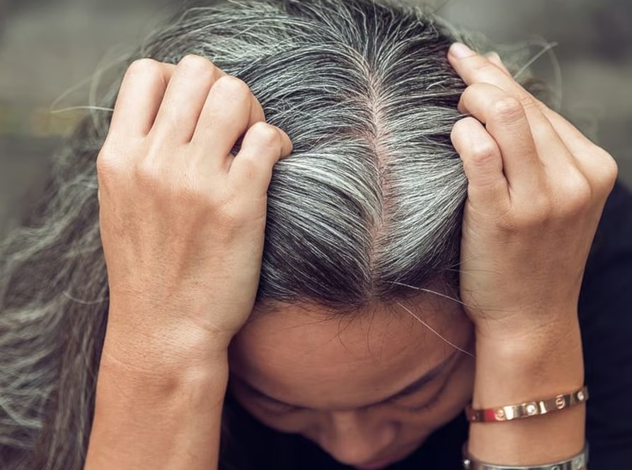 هل الشيب مؤشر على قدرة الجسم لحماية نفسه من مرض خطير؟.. دراسة تجيب!