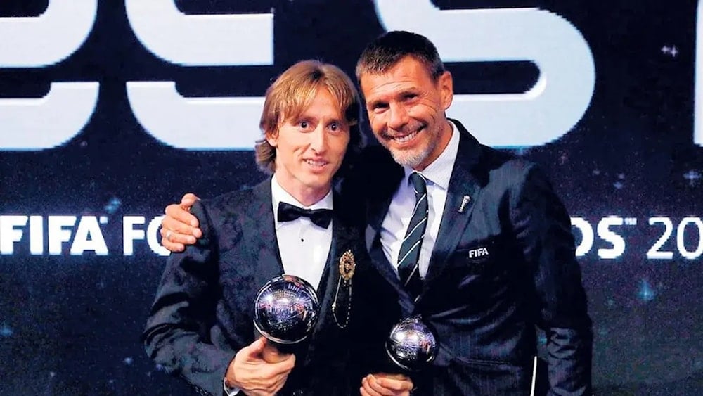 تجاهل ميسي ورونالدو.. مودريتش يكشف قائمة أساطيره الخمسة