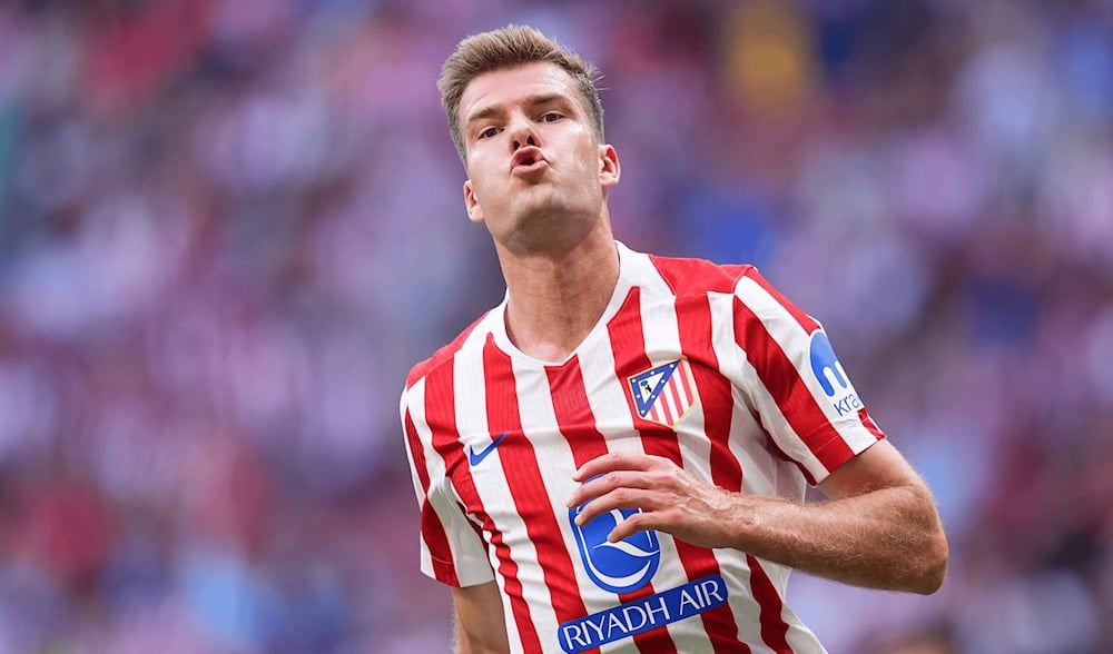 هل ينتقل ألكسندر سورلوث إلى نيوكاسل؟