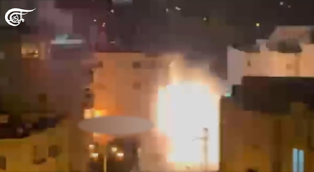 الاحتلال يفجّر منزل الأسير أحمد الهيموني في الخليل في الضفة الغربية (تواصل اجتماعي)