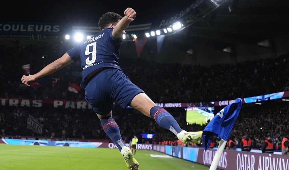 غونسالو راموس يمنح باريس سان جيرمان فوزاً درامياً في مباراته المئوية