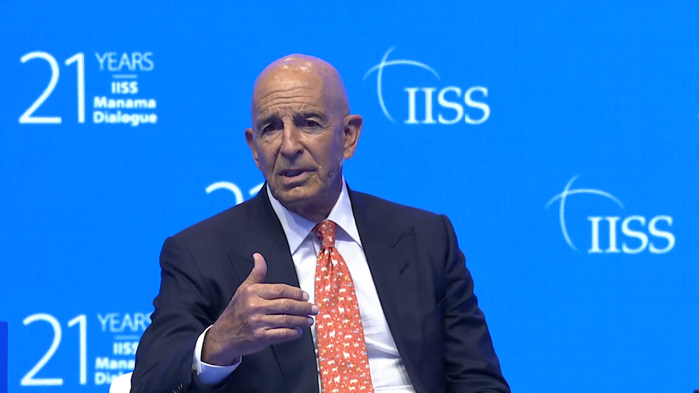 المبعوث الأميركي الخاص إلى سوريا، توماس براك في منتدى حوار المنامة (مواقع تواصل)