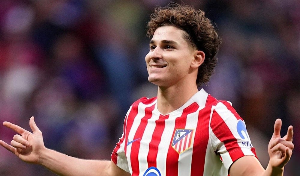 أتلتيكو مدريد يكتسح إشبيلية بثلاثية ويواصل انتصاراته في الدوري الإسباني