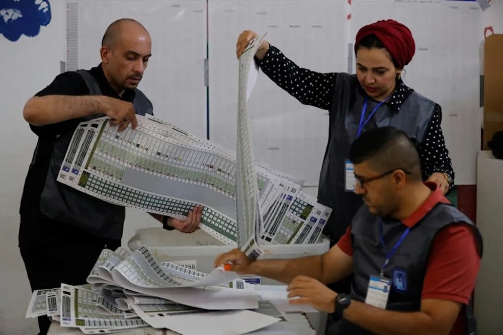 مصادر مقربة من 