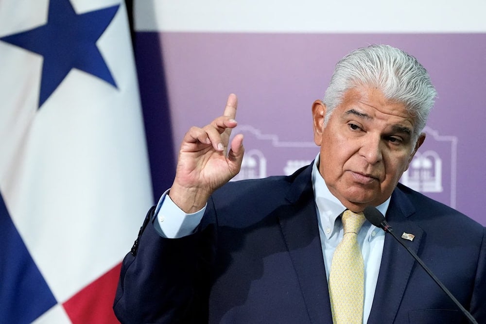 رئيس بنما، خوسيه راؤول مولينو (وكالات)