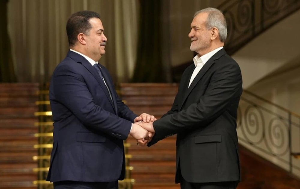 الرئيس الإيراني مسعود بزشكيان ورئيس الوزراء العراقي محمد شياع السوداني (أرشيفية)