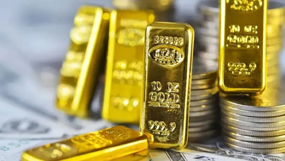 الذهب ينخفض للجلسة الرابعة على التوالي.. كم بلغ سعر الأونصة؟