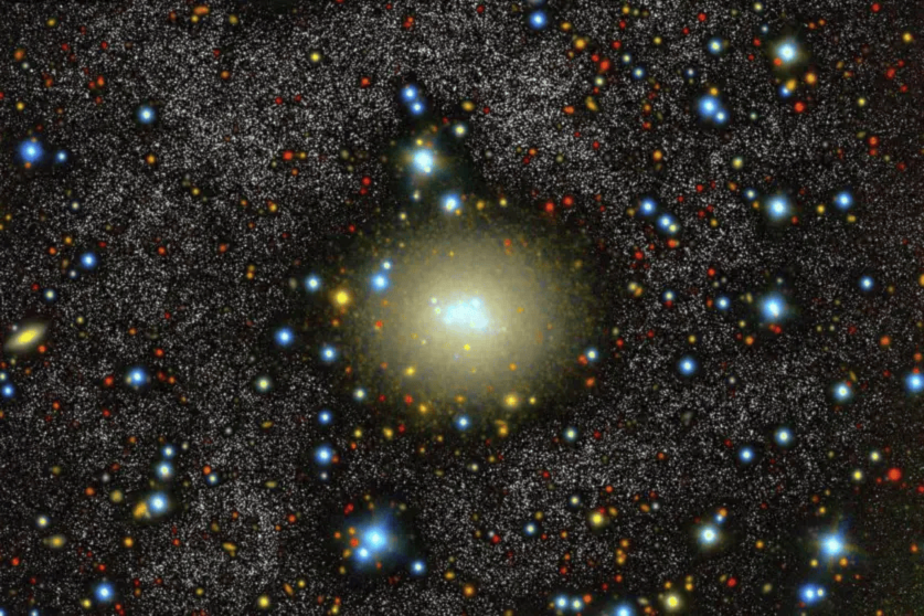 مجرة تُسمى NGC 6789، كما شوهدت بواسطة التلسكوب التوأمي ذي المترين. (إغناسيو تروخيو وآخرون، 2025)