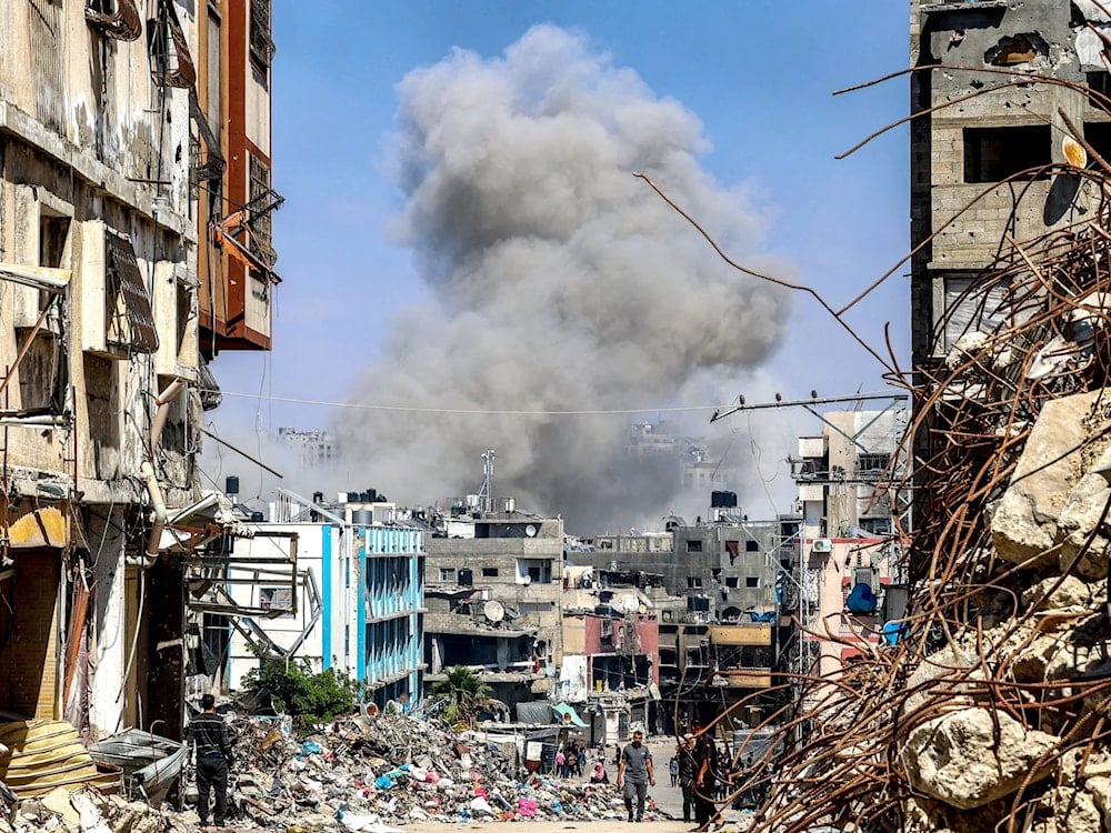 شهداء ومصابين في غارات إسرائيلية متواصلة على أحياء الشجاعية والزيتون والمواصي (أرشيفية)