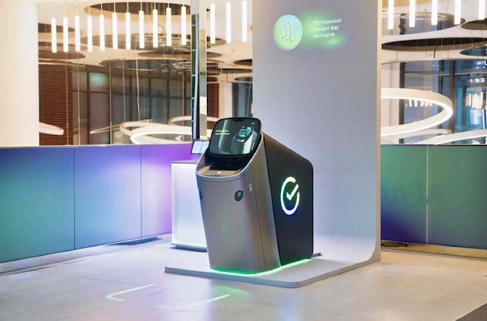شركة روسية تبتكر صرافاً آلياً متطوراً مدعوماً بالذكاء الاصطناعي