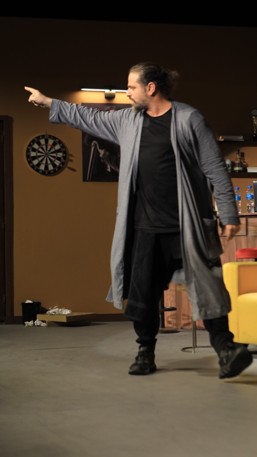 وآخر لـ يوسف