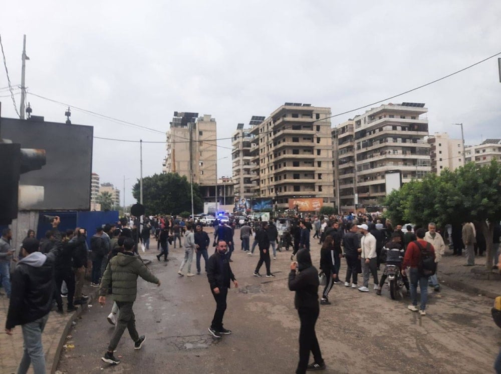 المرصد السوري: إصابات من جراء قمع الأمن العام تظاهرات في حمص وحماة والساحل السوري