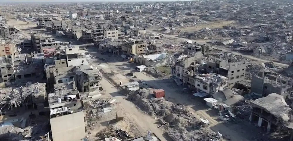 صورة جوية ترصد دماراً واسعاً في خان يونس جنوبي قطاع غزة (تواصل اجتماعي)