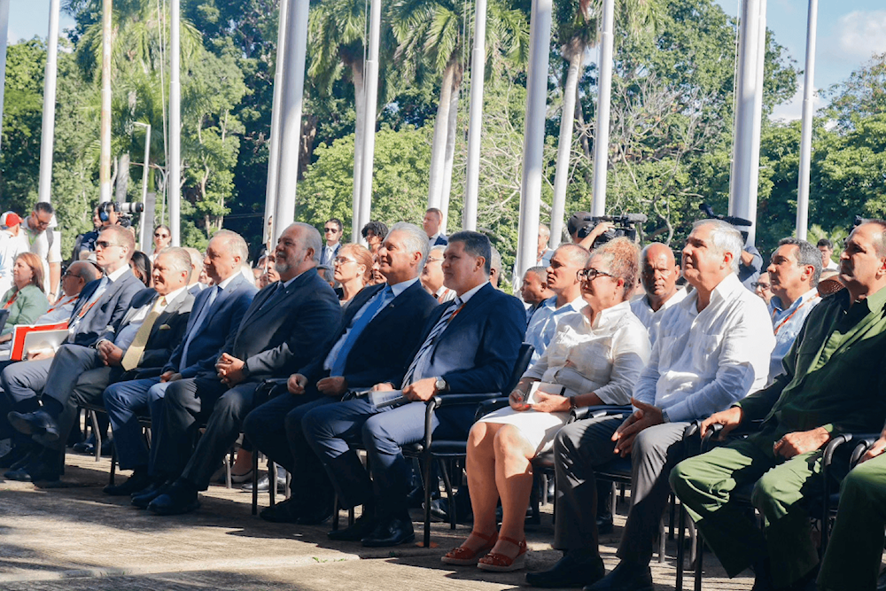 الحدث افتتح بحضور الرئيس الكوبي ميغيل دياز كانيل